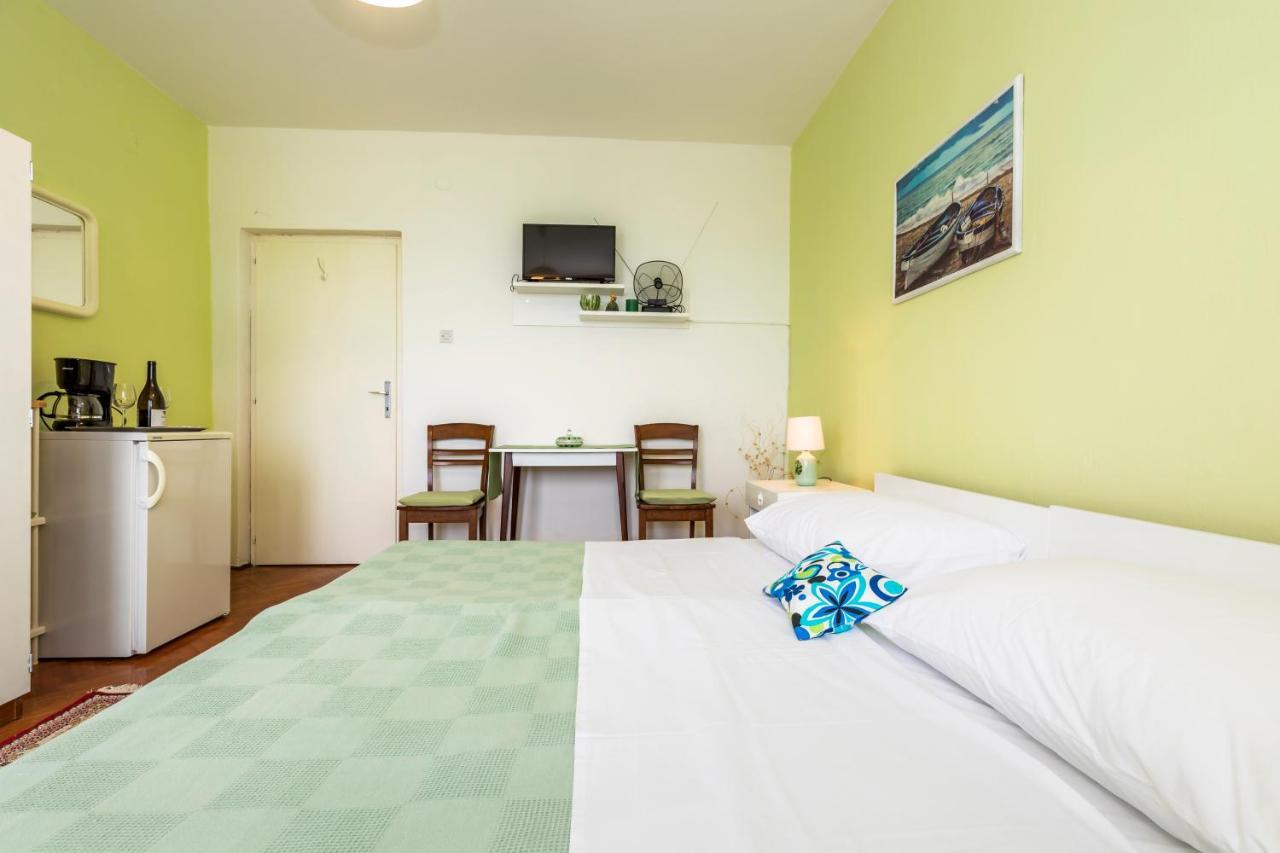 Muzic Budget Double Room Mali Lošinj Eksteriør bilde