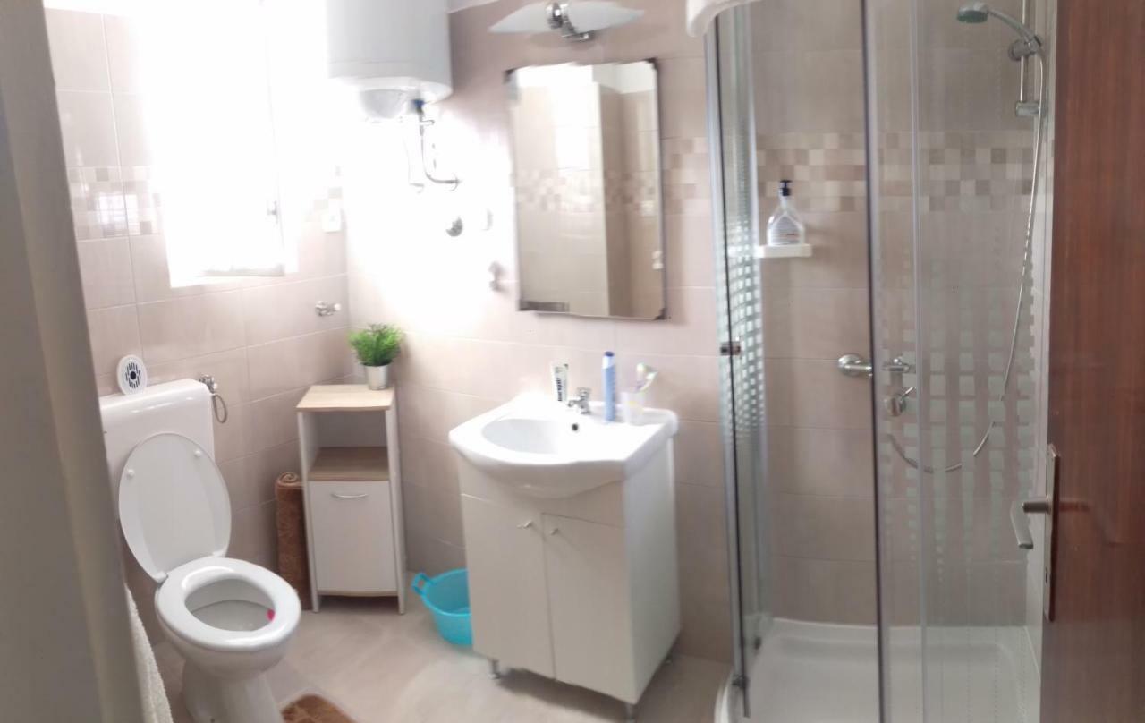 Muzic Budget Double Room Mali Lošinj Eksteriør bilde